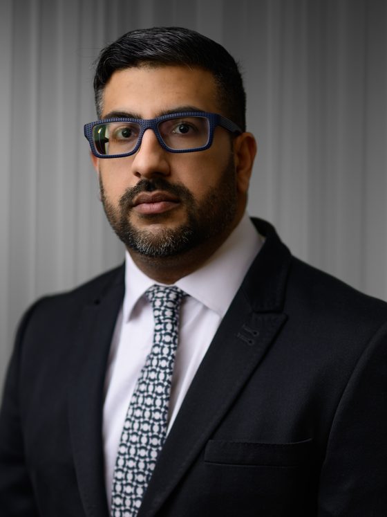 Imaan Moloo, Senior Paralegal